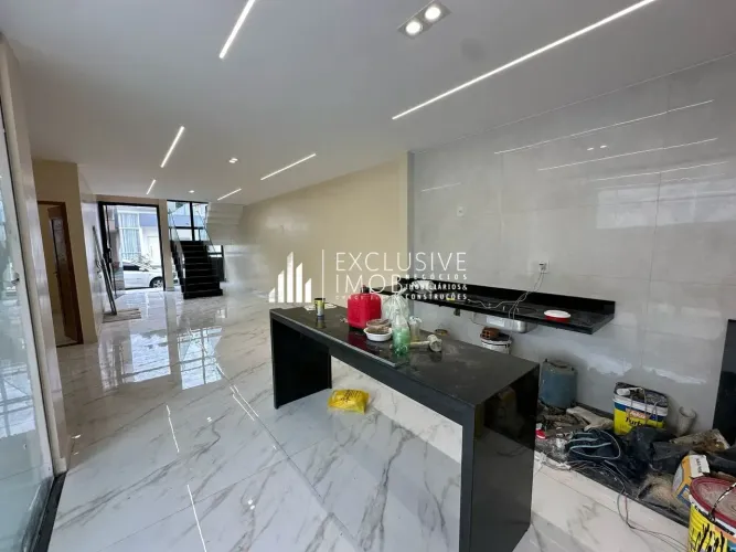 QUARTZO CONDOMINIO VERDE CASA DE 204 METROS, 4 SUÍTES É 5 BANHEIROS
