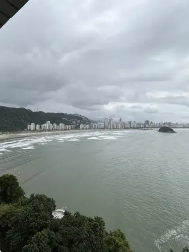 Vista Panorâmica para o Mar | 56,4 m² | 9º Andar | Ilha Porchat | Sala para 2 Ambientes