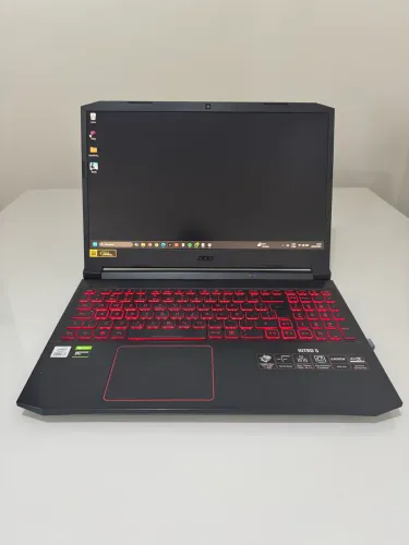 Notebook Gamer Nitro 5 i7 Core 10 G | GTX 1650 Ti | 144Hz | SSD 512GB