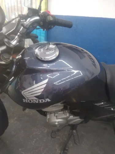 FAN150 ESDI ANO 2012 LINDA MOTO 18 x $ 755, ( cartão ) entrada $ 2.200