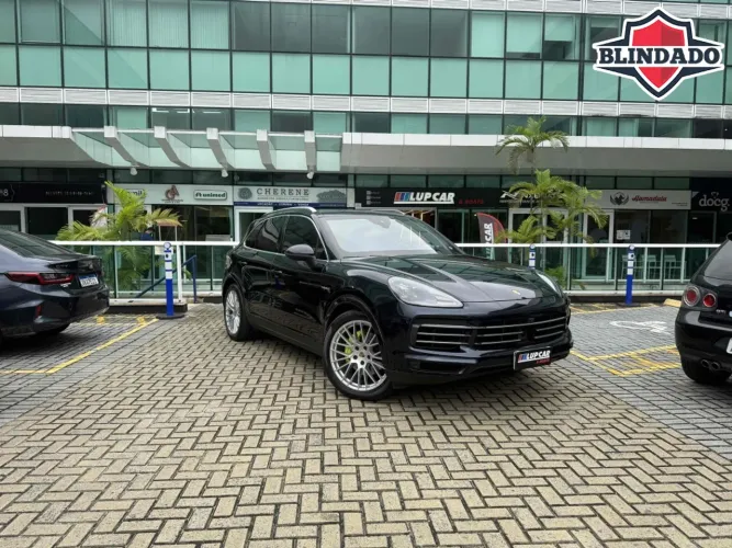 Porsche Cayenne S E-hybrid 3.0 V6 416cv 2020