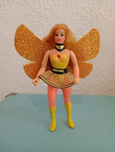 Boneca She-ra - Abelhinha (rara)