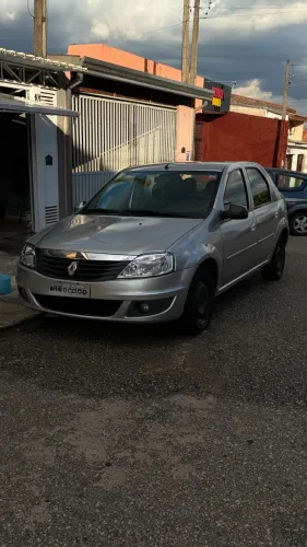 Renault Logan Expression Hi-flex 1.6 8V 4P 2013