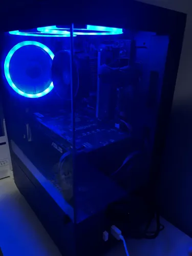 PC Gamer Ryzen 5 + RX 580 8GB + 16GB RAM | Aceito MacBook ou iPhone