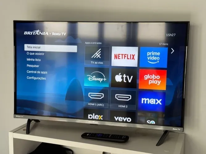 Vendo Televisão Britania Roku 43 polegadas