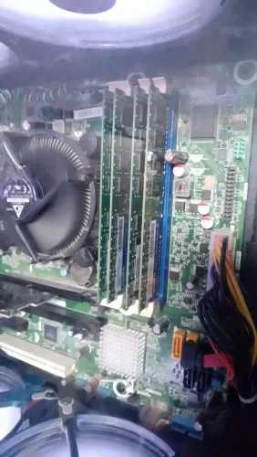 MEMÓRIA RAM DDR3 4GB (4X4 16 GB)
