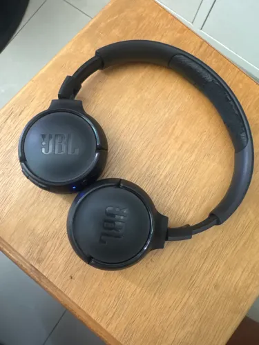 Fone de ouvido JBL Bluetooth