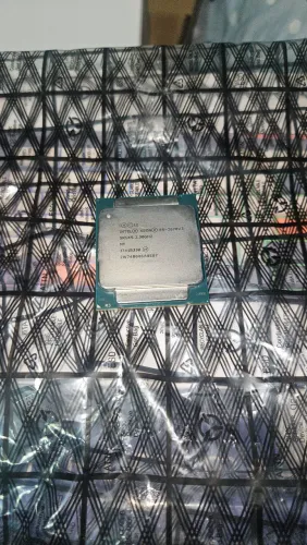 Processador Intel Xeon E5-2670 v3 12c/24t LGA 2011-3