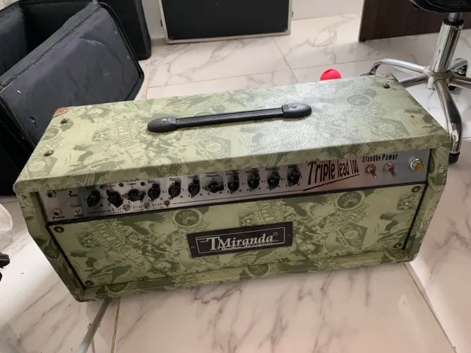 Amplificador Head T-Miranda triple Lead. 