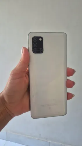 Samsung A31