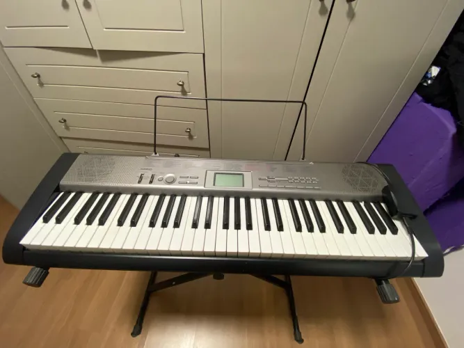 TECLADO CASIO CTK - 1300