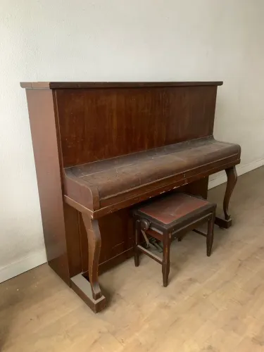Piano usado