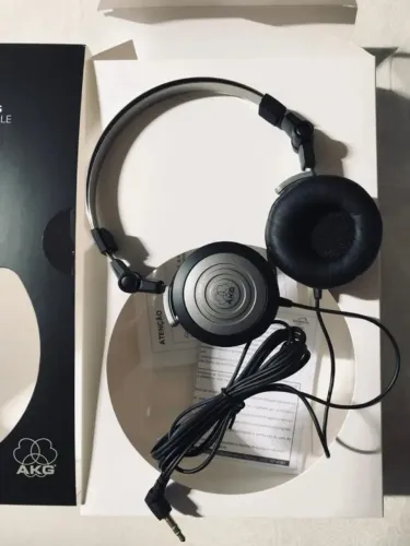 02 Fones NKG