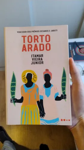 "Torto Arado" de Itamar Vieira Franco