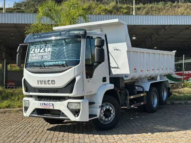 Caminhão caçamba truck Iveco tector  ano 20/20