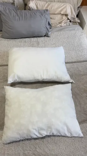 Travesseiros pouco uso