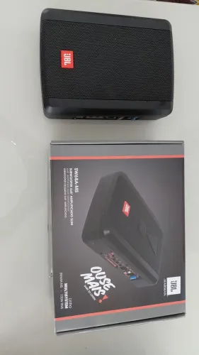 Subwoofer JBL Slim 