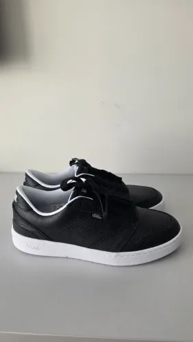Tênis Vans Court Low Black Novo Tam.40
