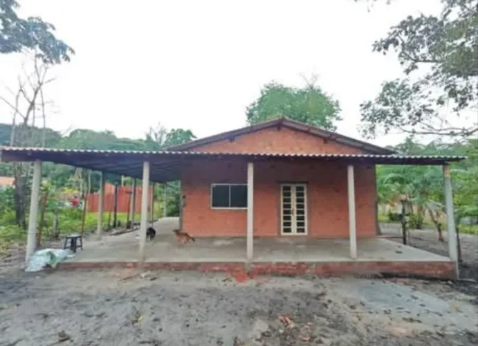 Casa em Benfica.<br>(Ramal da Santa Emília)<br><br>(Ramal da Santa Emília)<br>