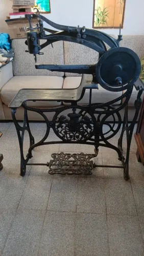 Máquina  de costura