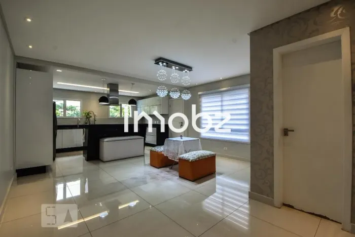 Casa à Venda - Campo Belo, 3 Quartos, 250 m2