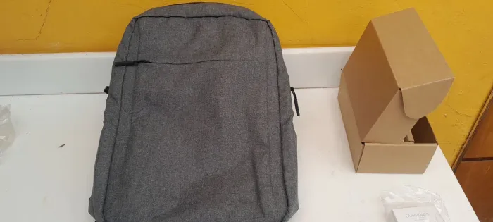Mochila + supercharger +fone ouvido com fio + mouse sem fio