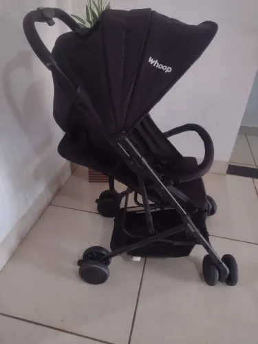 Carrinho de bebê passeio 