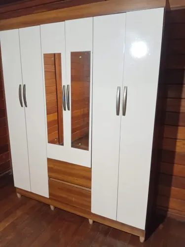 GUARDA ROUPA 4 portas