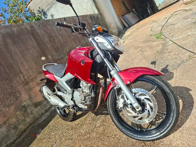 Yamaha fazer 250/gasolina