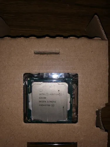 Processador Intel Pentium Gold G5400 3.70GHZ