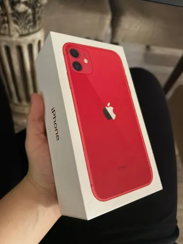 iPhone 11 256GB COM CARREGADOR, BATERIA NOVA ORIGINAL, 2 CAPINHAS, PELÍCULA ORIGINAL