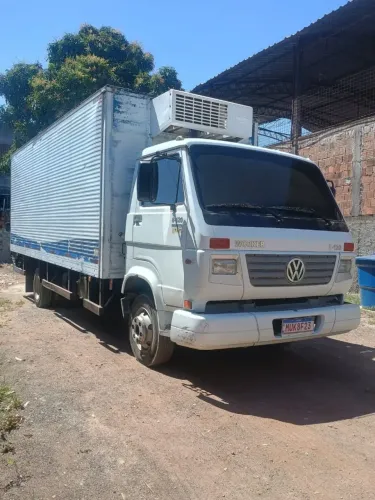 Baú refrigerado 6,20 de comprimento