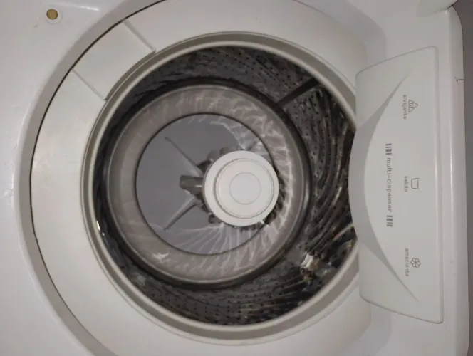 Máquina Brastemp ative 11 kilos cesto em aço inox. 