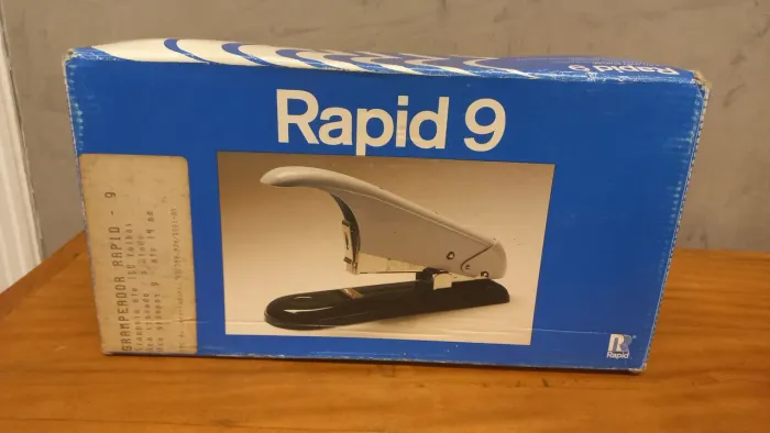 Grampeador Rapid 9 - heavy duty sueco vintage anos 90 - caixa original, 110 folhas