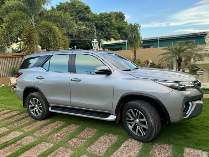 Toyota Hilux SW4 SRX 4X4 4.0 V6 24V Aut. 2016