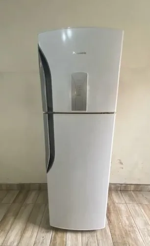 Geladeira Panasonic Frost Free 387L ? NR-BT40 ? 220V
