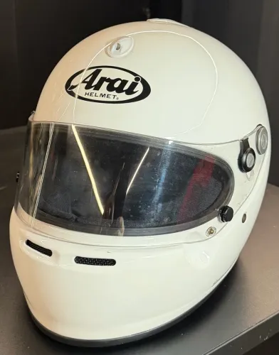 Capacete Arai GP-5S snell 2000 tamanho 57/58 kart automobilismo