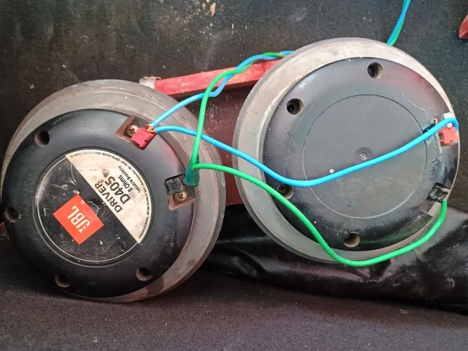 Corneta JBL D405 