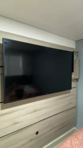 Tv 60 polegadas LG retirada de peça 