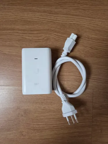 Fonte Injetor PoE+ 48v 30w Adaptador Ubiquiti U-POE-AT-BR