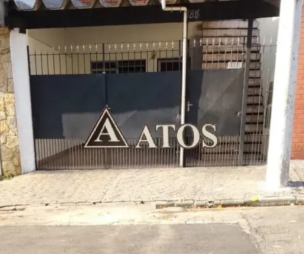 Casa para locação com um dorm. e vaga