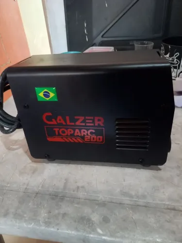 Máquina de solda 200 amperes