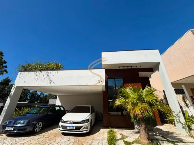 Casa Térrea de Alto Padrão à Venda e Locação no Condomínio Campos do Conde