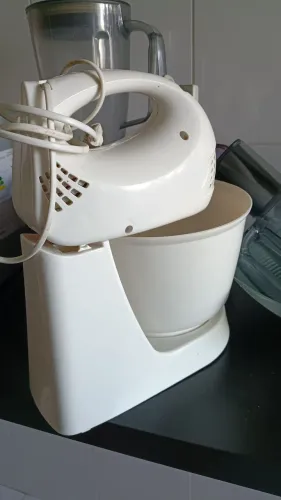 Batedeira em excelente estado