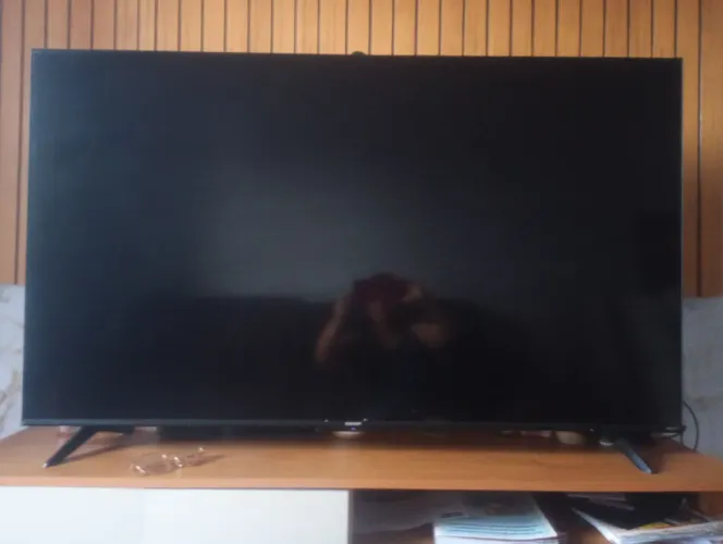 Vendo tv 55 polegadas 1900