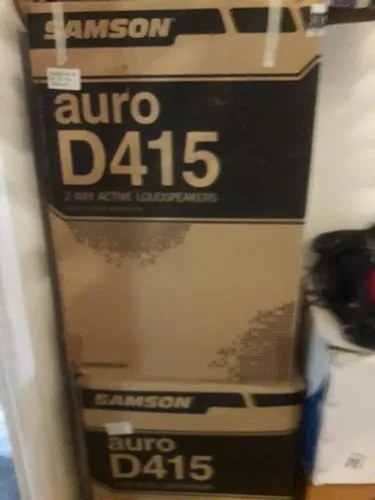 caixas amplificadas samson auro 415  400 watts