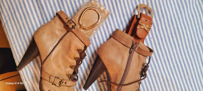 Bota Feminina