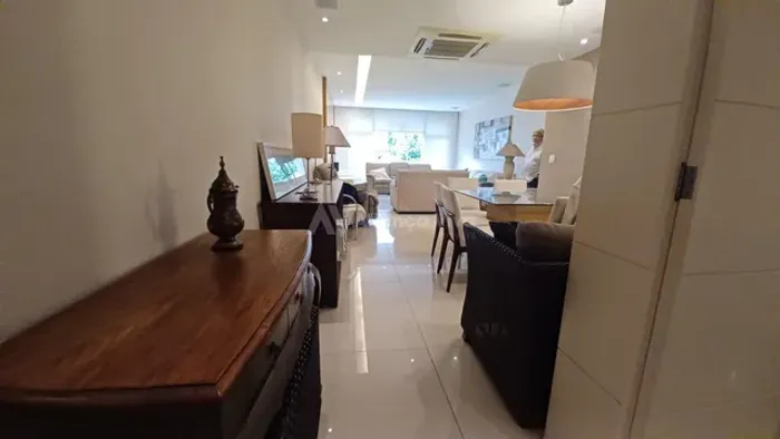Botafogo | Apartamento 3 quartos, sendo 1 suite