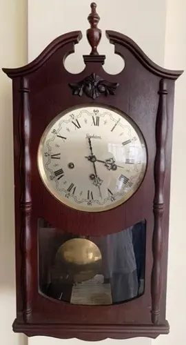 Relógio de parede Meia-carrilhão Reguladora, Despertex da Amazônia