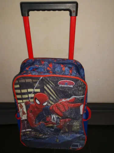 Mochila escolar com rodinhas homem aranha Marvel